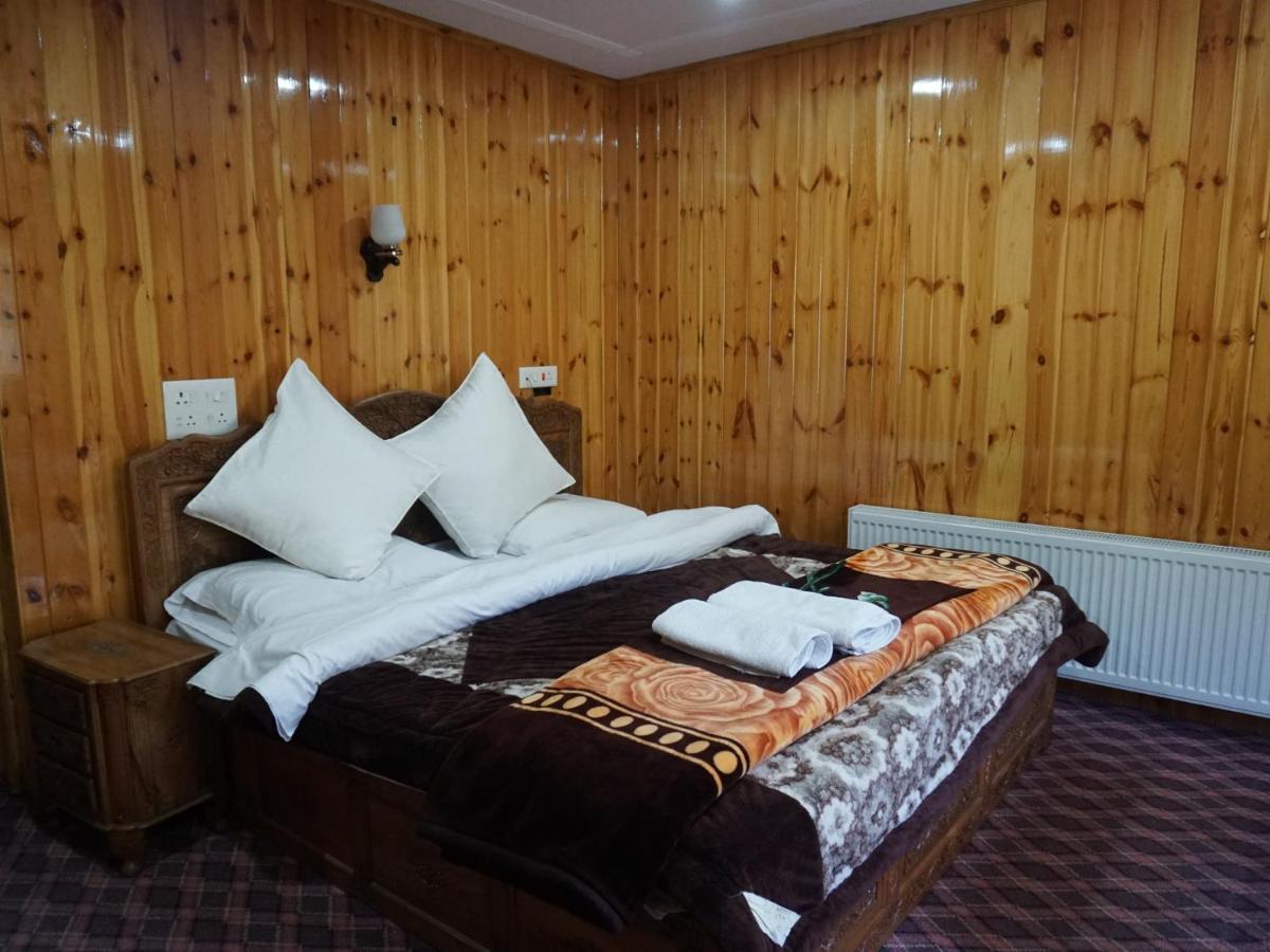 Hotel Barzman Sonāmarg Dış mekan fotoğraf