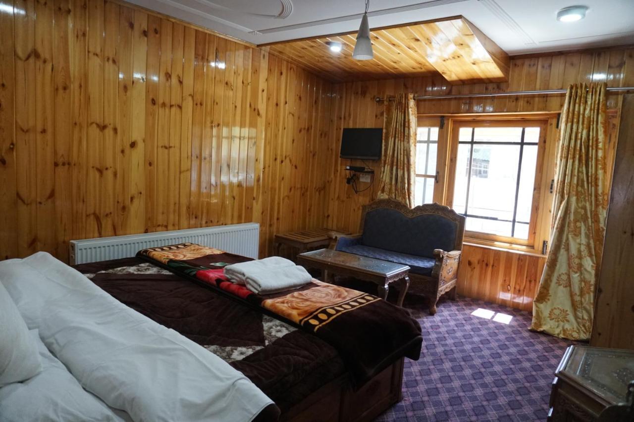 Hotel Barzman Sonāmarg Dış mekan fotoğraf