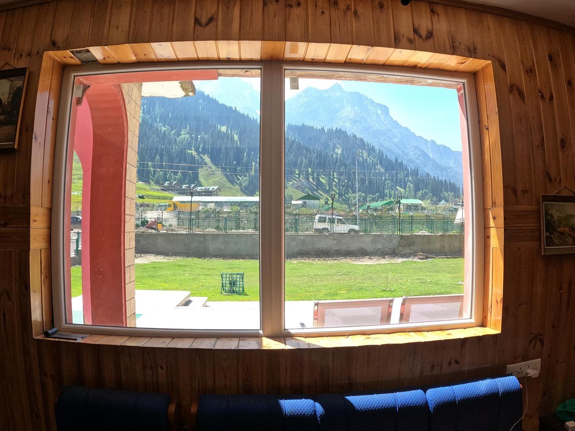 Hotel Barzman Sonāmarg Dış mekan fotoğraf