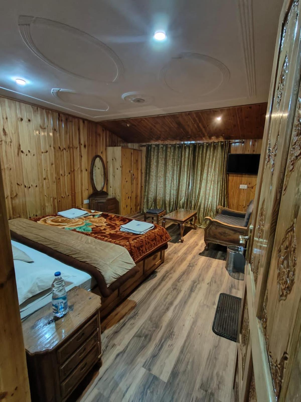 Hotel Barzman Sonāmarg Dış mekan fotoğraf