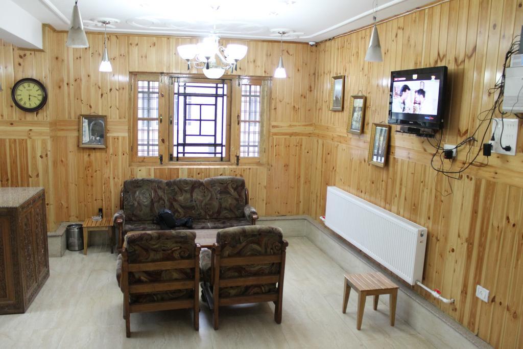 Hotel Barzman Sonāmarg Dış mekan fotoğraf