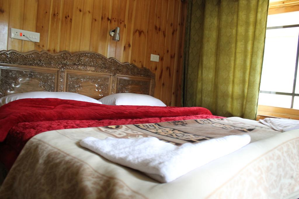 Hotel Barzman Sonāmarg Dış mekan fotoğraf