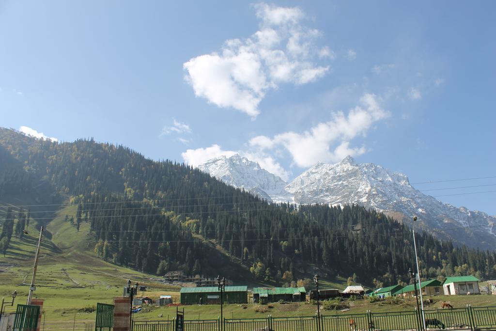 Hotel Barzman Sonāmarg Dış mekan fotoğraf