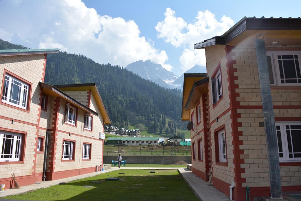 Hotel Barzman Sonāmarg Dış mekan fotoğraf