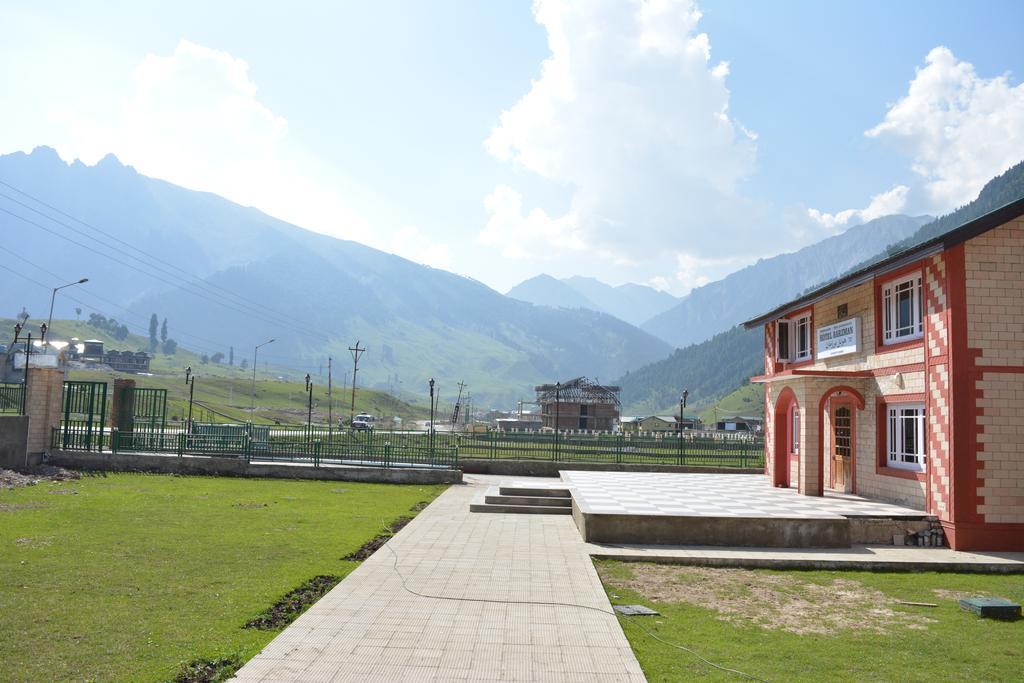 Hotel Barzman Sonāmarg Dış mekan fotoğraf