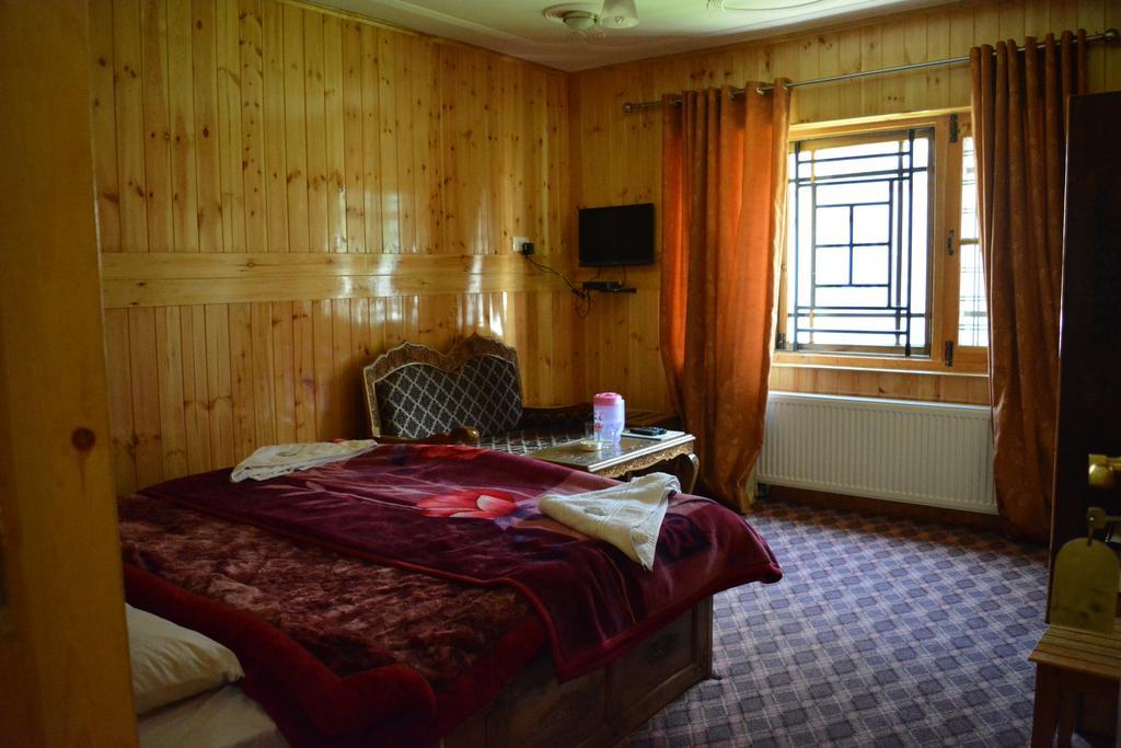 Hotel Barzman Sonāmarg Dış mekan fotoğraf